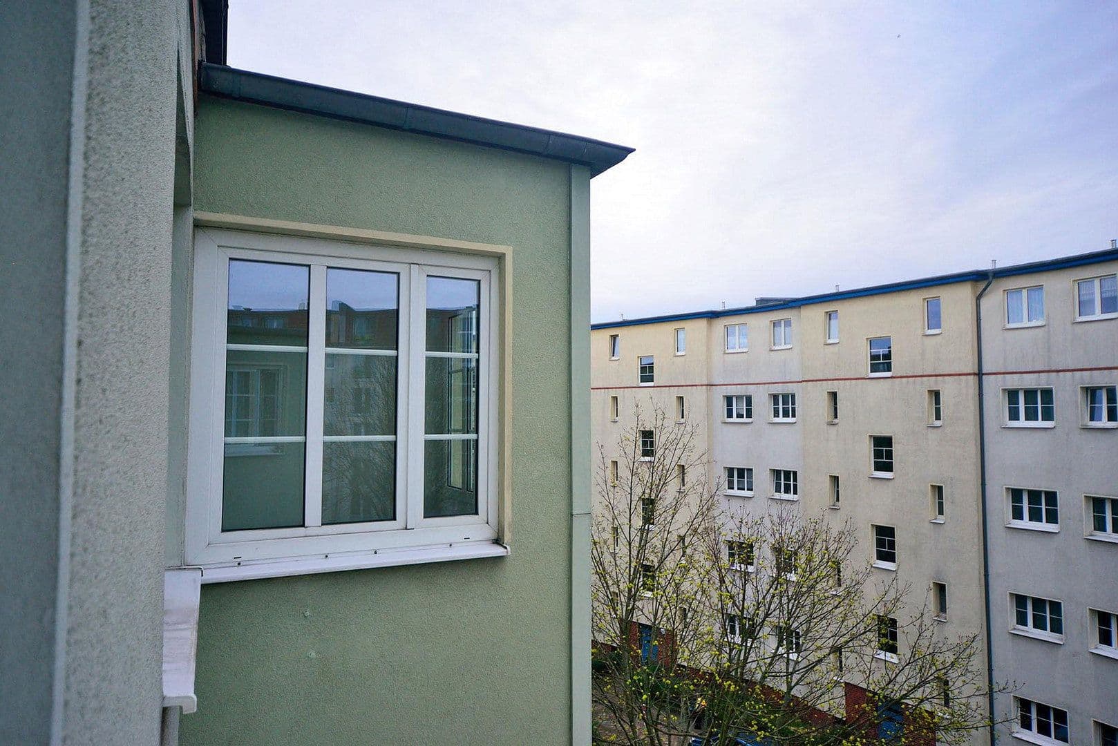 Prodej bytu 2+1 54 m², Schöneicher Straße, Berlin, Berlín Prodej bytu 2+1 54 m², Schöneicher Straße, Berlin, Berlín