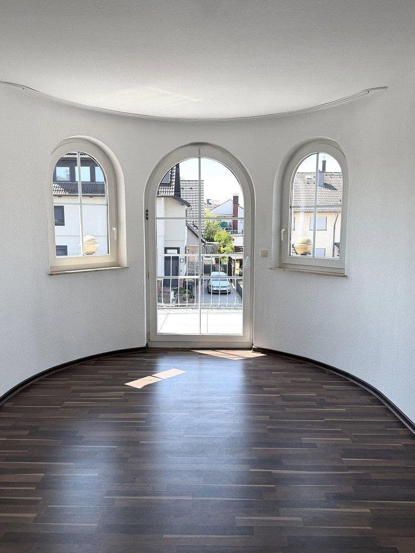 Prodej bytu 4+1 120 m², Erlensee, Hessen Prodej bytu 4+1 120 m², Erlensee, Hessen
