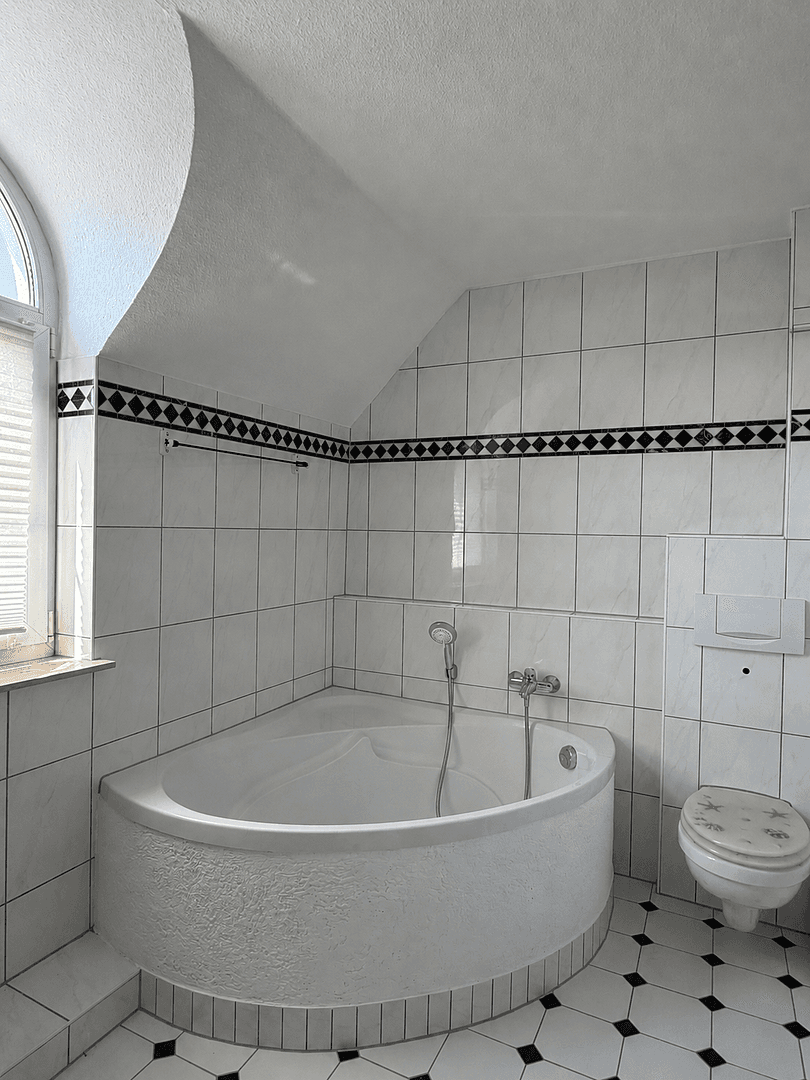 Prodej bytu 4+1 120 m², Erlensee, Hessen Prodej bytu 4+1 120 m², Erlensee, Hessen