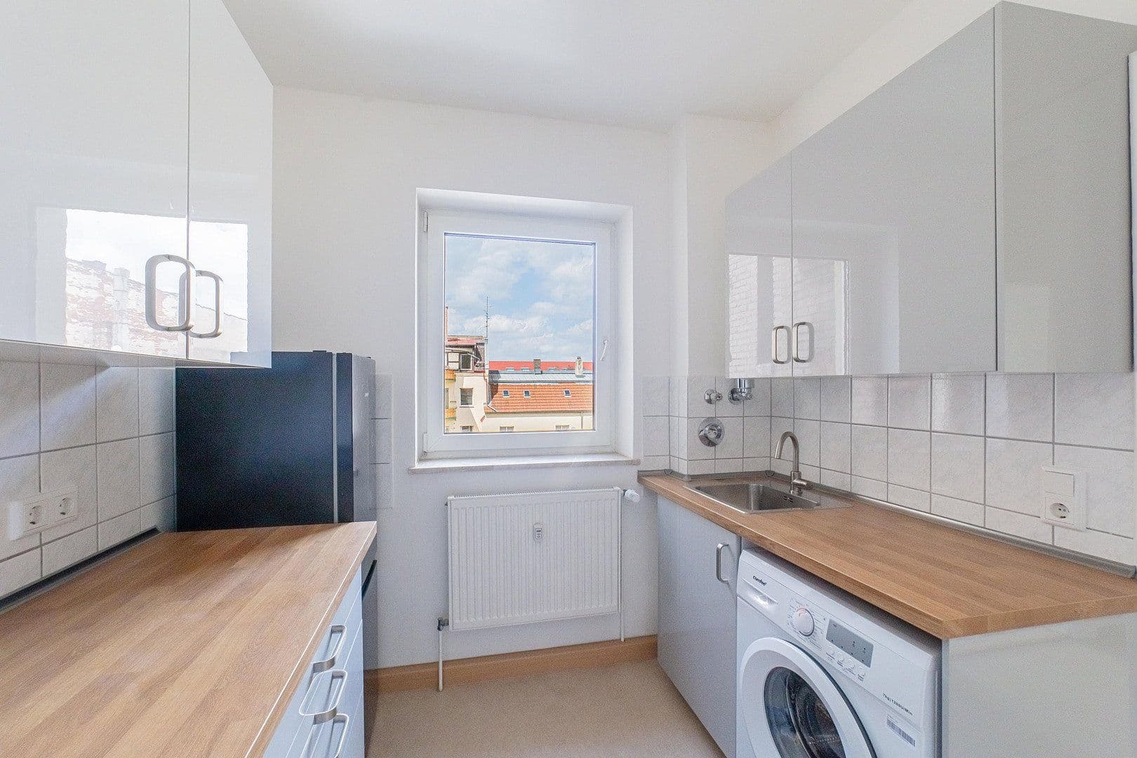 Pronájem bytu 2+1 40 m², Frankenstr. 139, Nürnberg, Bavorsko Pronájem bytu 2+1 40 m², Frankenstr. 139, Nürnberg, Bavorsko