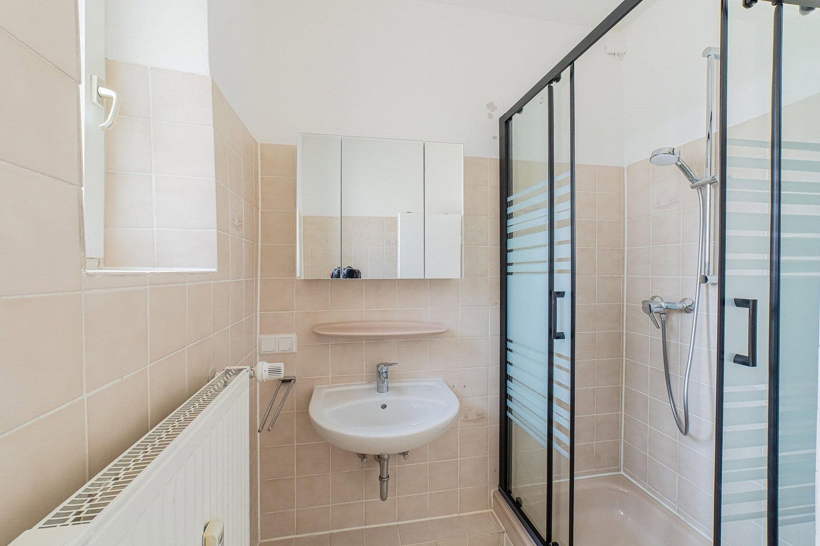 Pronájem bytu 2+1 40 m², Frankenstr. 139, Nürnberg, Bavorsko Pronájem bytu 2+1 40 m², Frankenstr. 139, Nürnberg, Bavorsko