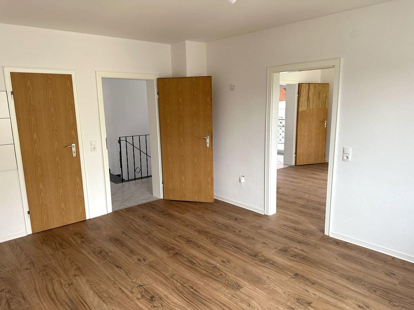 Pronájem bytu 3+1 81 m², Rödersheim-Gronau, Porýní-Falc Pronájem bytu 3+1 81 m², Rödersheim-Gronau, Porýní-Falc