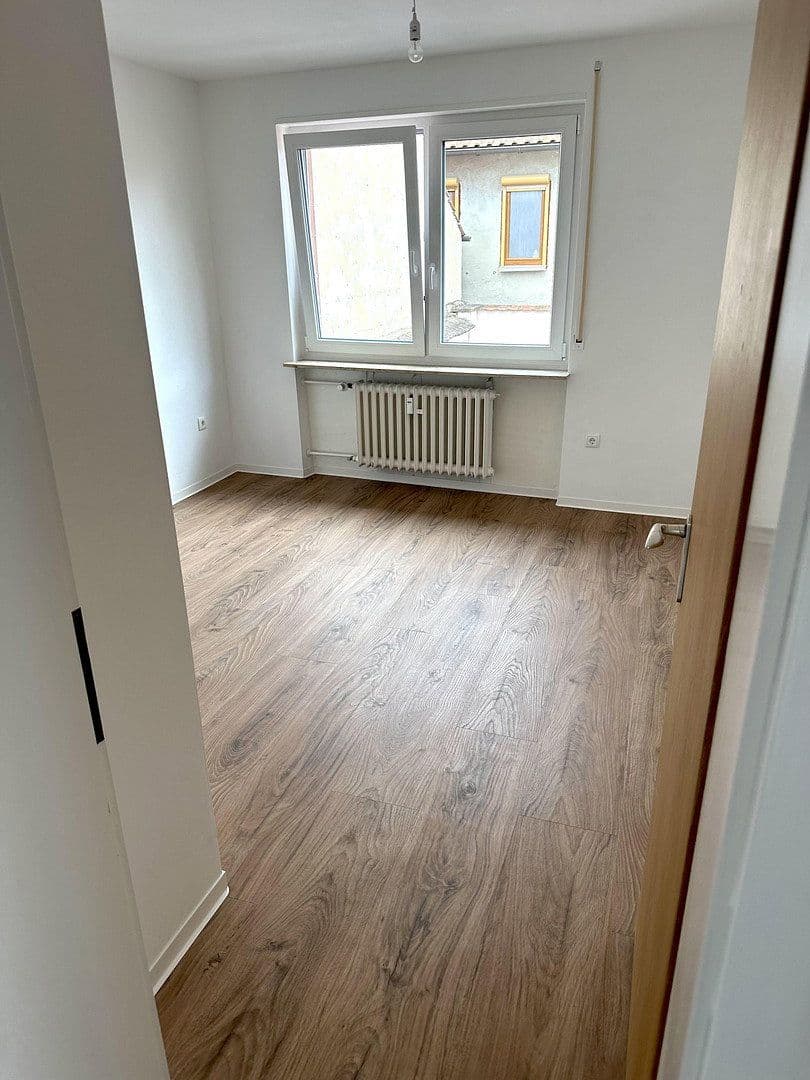 Pronájem bytu 3+1 81 m², Rödersheim-Gronau, Porýní-Falc Pronájem bytu 3+1 81 m², Rödersheim-Gronau, Porýní-Falc
