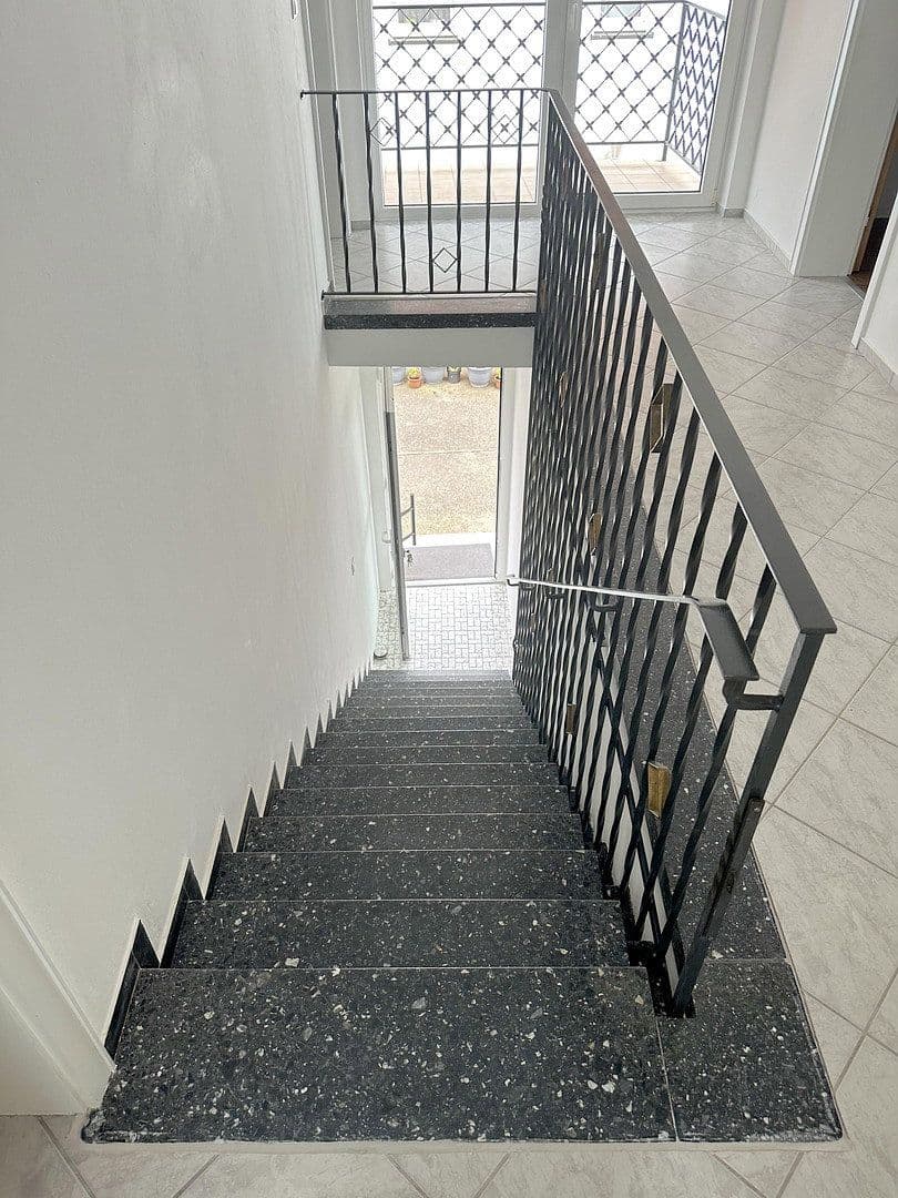 Pronájem bytu 3+1 81 m², Rödersheim-Gronau, Porýní-Falc Pronájem bytu 3+1 81 m², Rödersheim-Gronau, Porýní-Falc