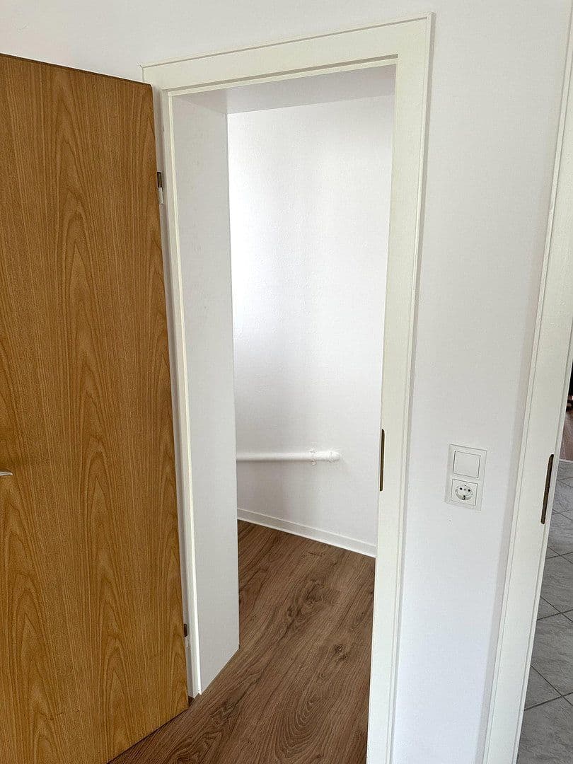Pronájem bytu 3+1 81 m², Rödersheim-Gronau, Porýní-Falc Pronájem bytu 3+1 81 m², Rödersheim-Gronau, Porýní-Falc