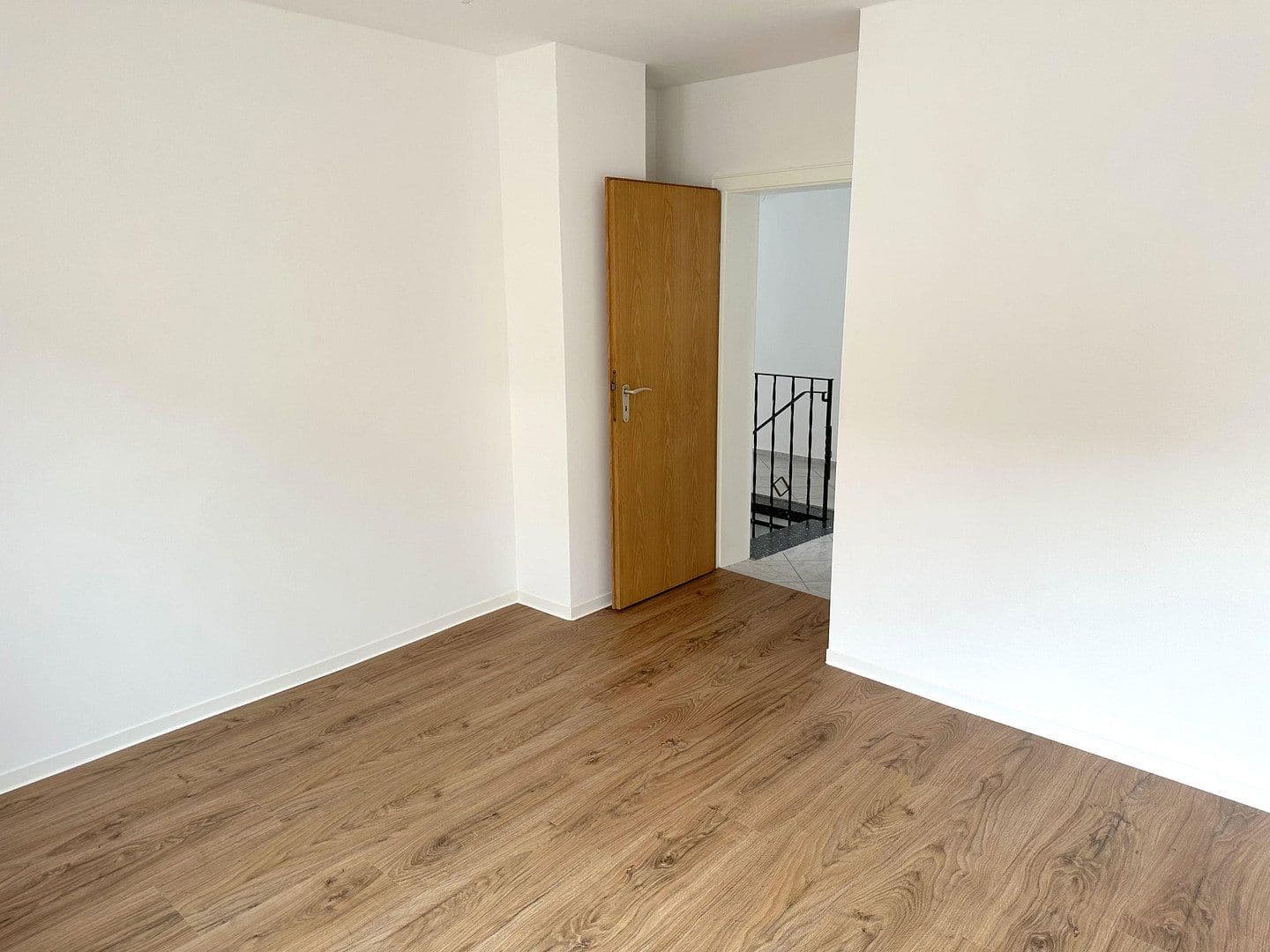Pronájem bytu 3+1 81 m², Rödersheim-Gronau, Porýní-Falc Pronájem bytu 3+1 81 m², Rödersheim-Gronau, Porýní-Falc