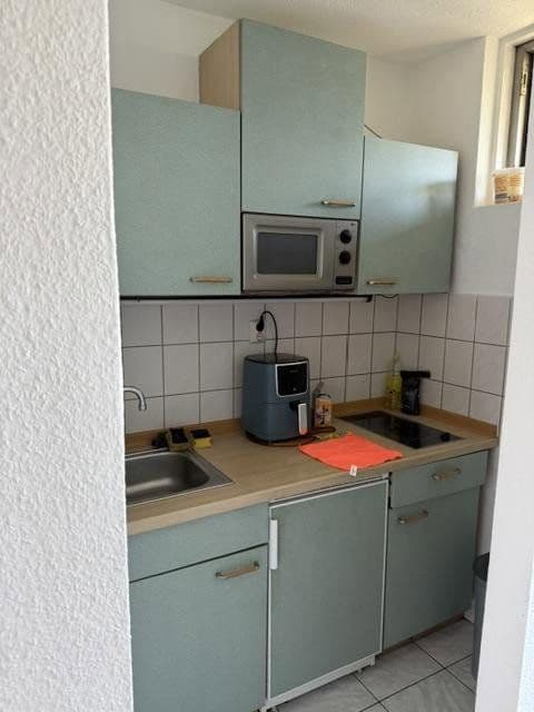 Pronájem bytu 2+1 42 m², Brüsseler Str. 33, Bonn, Severní Porýní-Vestfálsko Pronájem bytu 2+1 42 m², Brüsseler Str. 33, Bonn, Severní Porýní-Vestfálsko