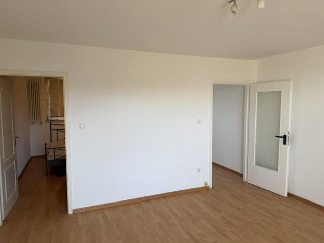 Pronájem bytu 2+1 42 m², Brüsseler Str. 33, Bonn, Severní Porýní-Vestfálsko Pronájem bytu 2+1 42 m², Brüsseler Str. 33, Bonn, Severní Porýní-Vestfálsko