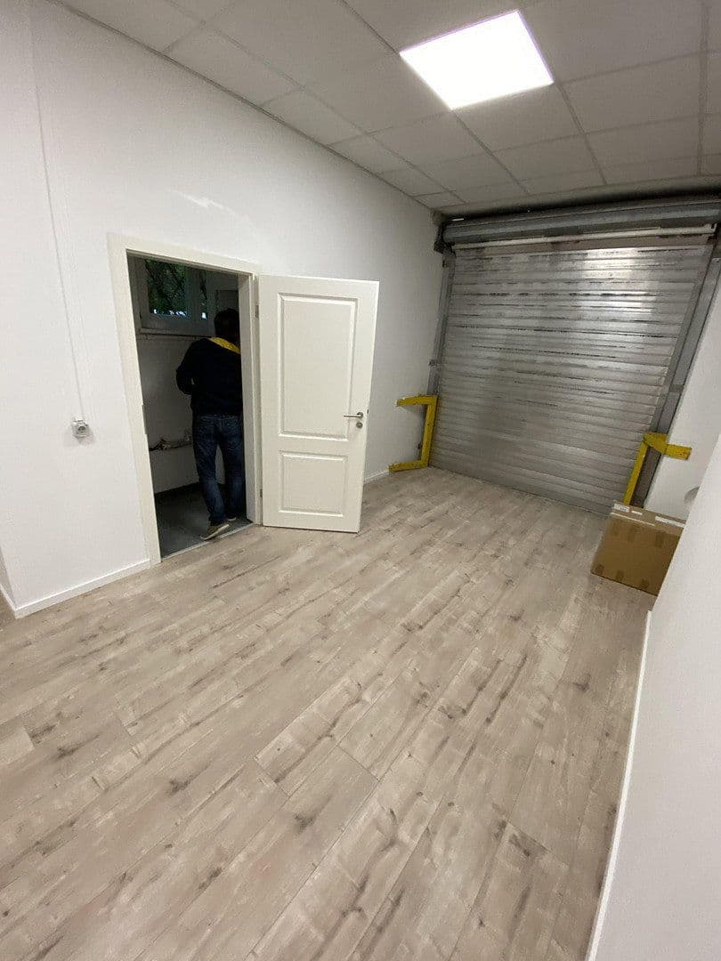 Pronájem kanceláře 101 m², Alleestrasse 8, Neustadt an der Aisch, Bavorsko Pronájem kanceláře 101 m², Alleestrasse 8, Neustadt an der Aisch, Bavorsko