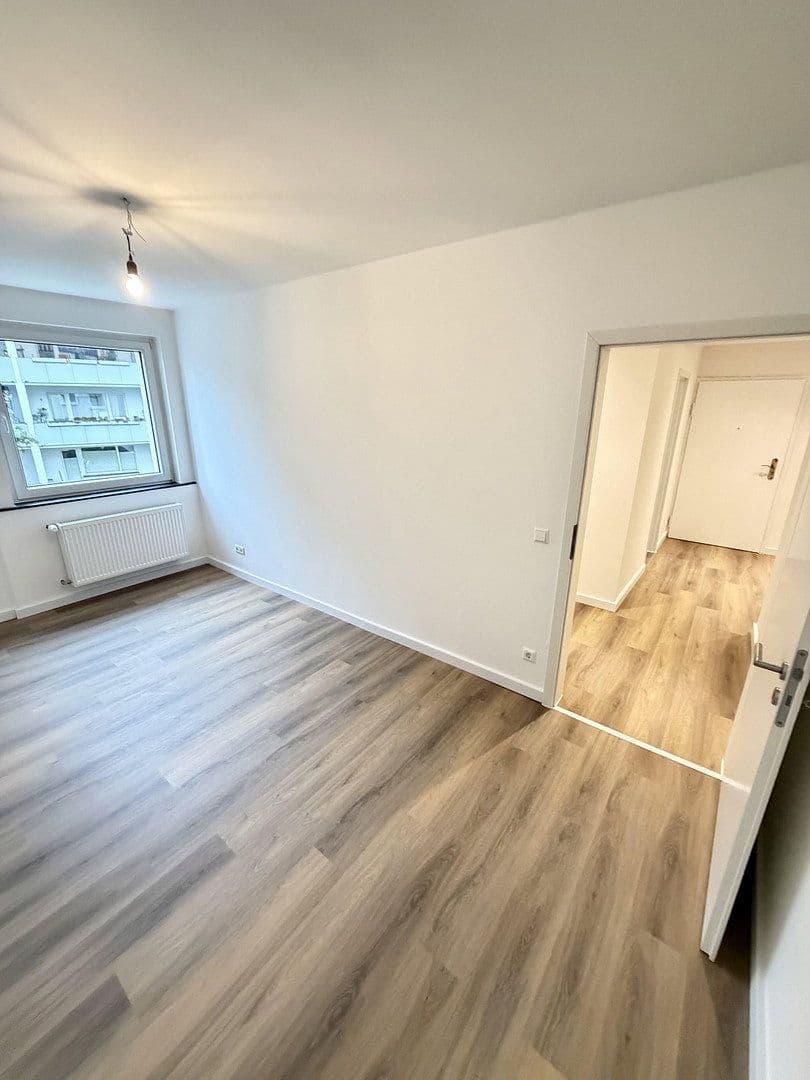Prodej bytu 3+1 77 m², Brüder-Grimm-Weg 3, Hannover, Dolní Sasko Prodej bytu 3+1 77 m², Brüder-Grimm-Weg 3, Hannover, Dolní Sasko