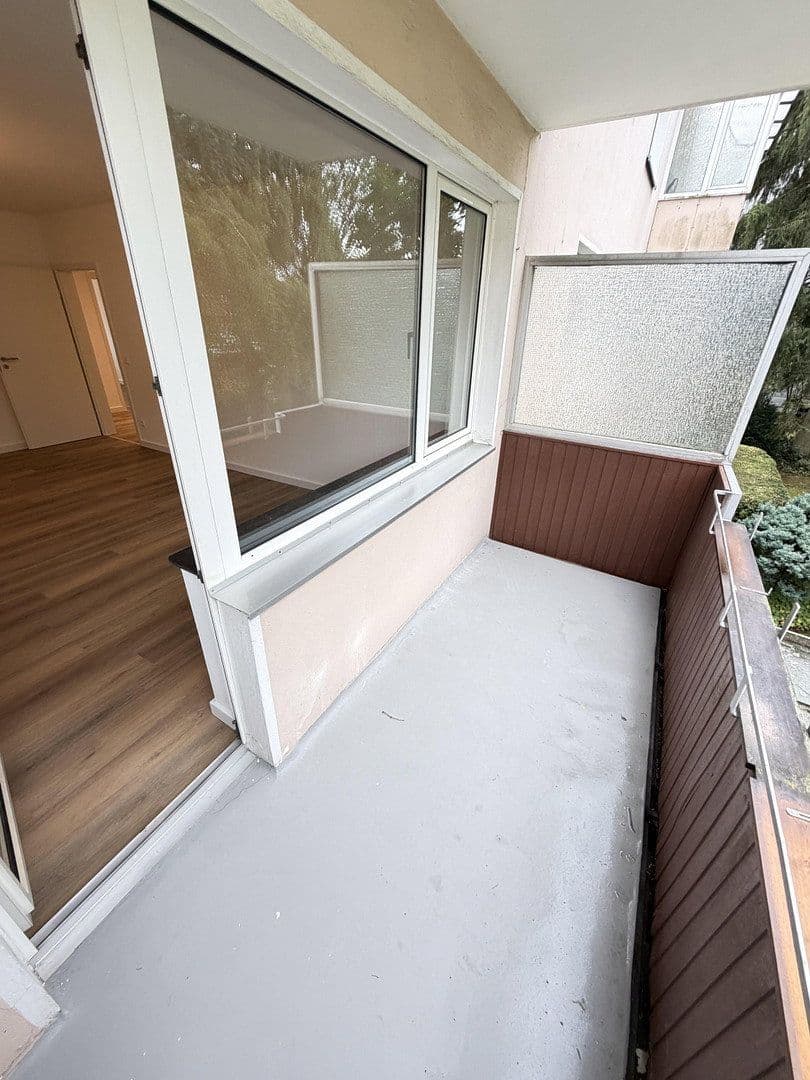 Prodej bytu 3+1 77 m², Brüder-Grimm-Weg 3, Hannover, Dolní Sasko Prodej bytu 3+1 77 m², Brüder-Grimm-Weg 3, Hannover, Dolní Sasko
