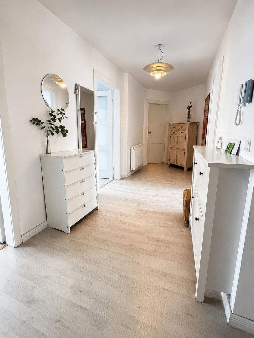 Pronájem bytu 4+1 120 m², Mönchengladbach, Severní Porýní-Vestfálsko Pronájem bytu 4+1 120 m², Mönchengladbach, Severní Porýní-Vestfálsko