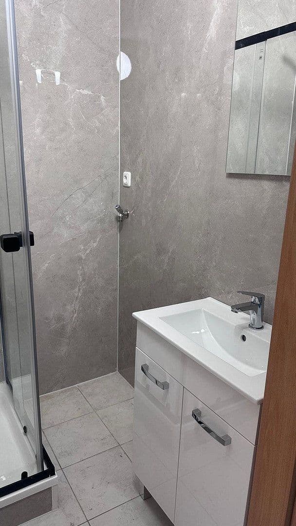 Pronájem bytu 1+1 22 m², Starenweg 4, München, Bavorsko Pronájem bytu 1+1 22 m², Starenweg 4, München, Bavorsko