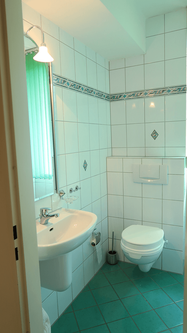 Prodej domu 113 m², pozemek 435 m², Leverkusen, Severní Porýní-Vestfálsko Prodej domu 113 m², pozemek 435 m², Leverkusen, Severní Porýní-Vestfálsko