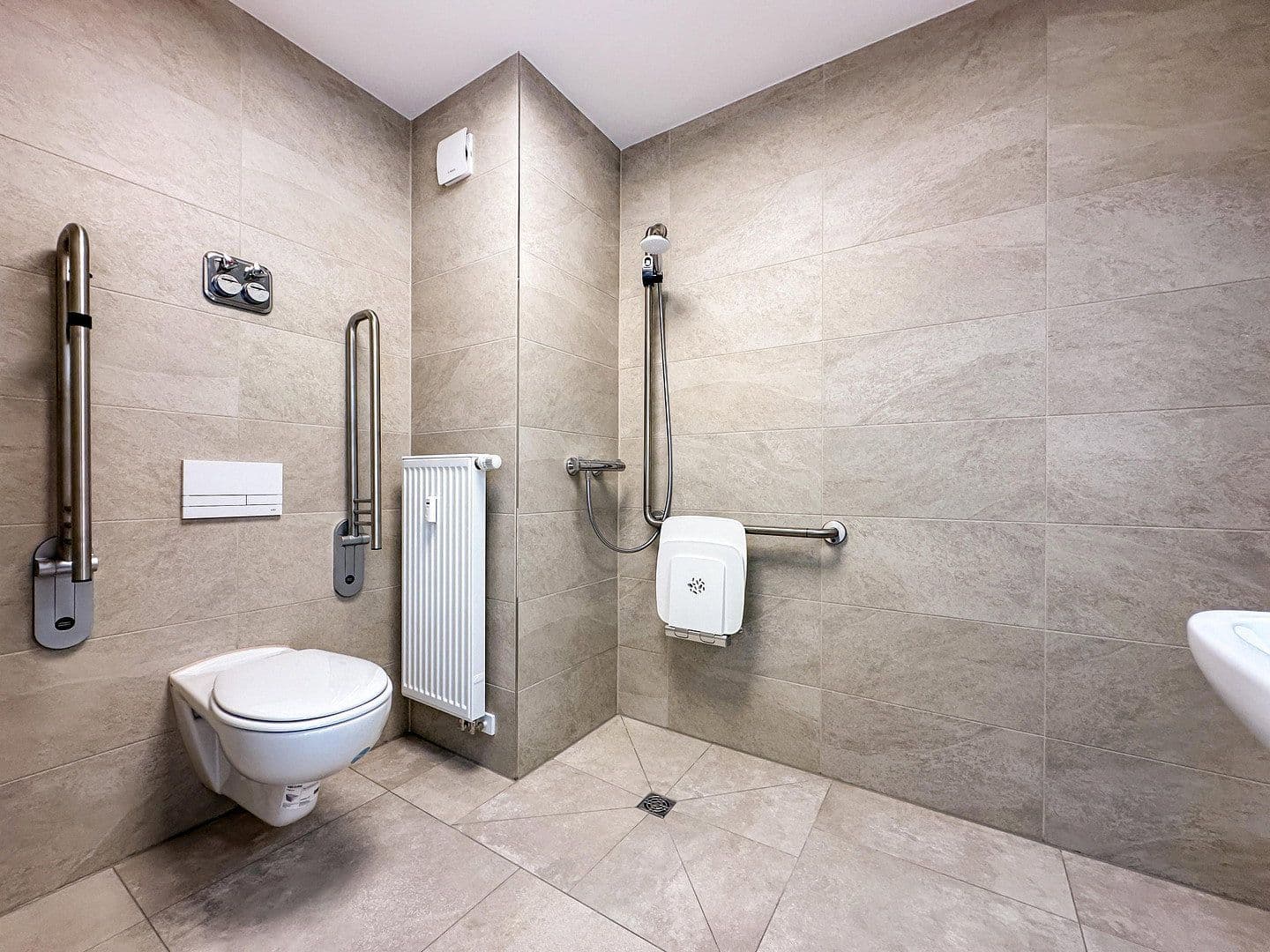 Pronájem bytu 2+1 37 m², Merseburger Straße 16, Lützen, Sasko-Anhaltsko Pronájem bytu 2+1 37 m², Merseburger Straße 16, Lützen, Sasko-Anhaltsko