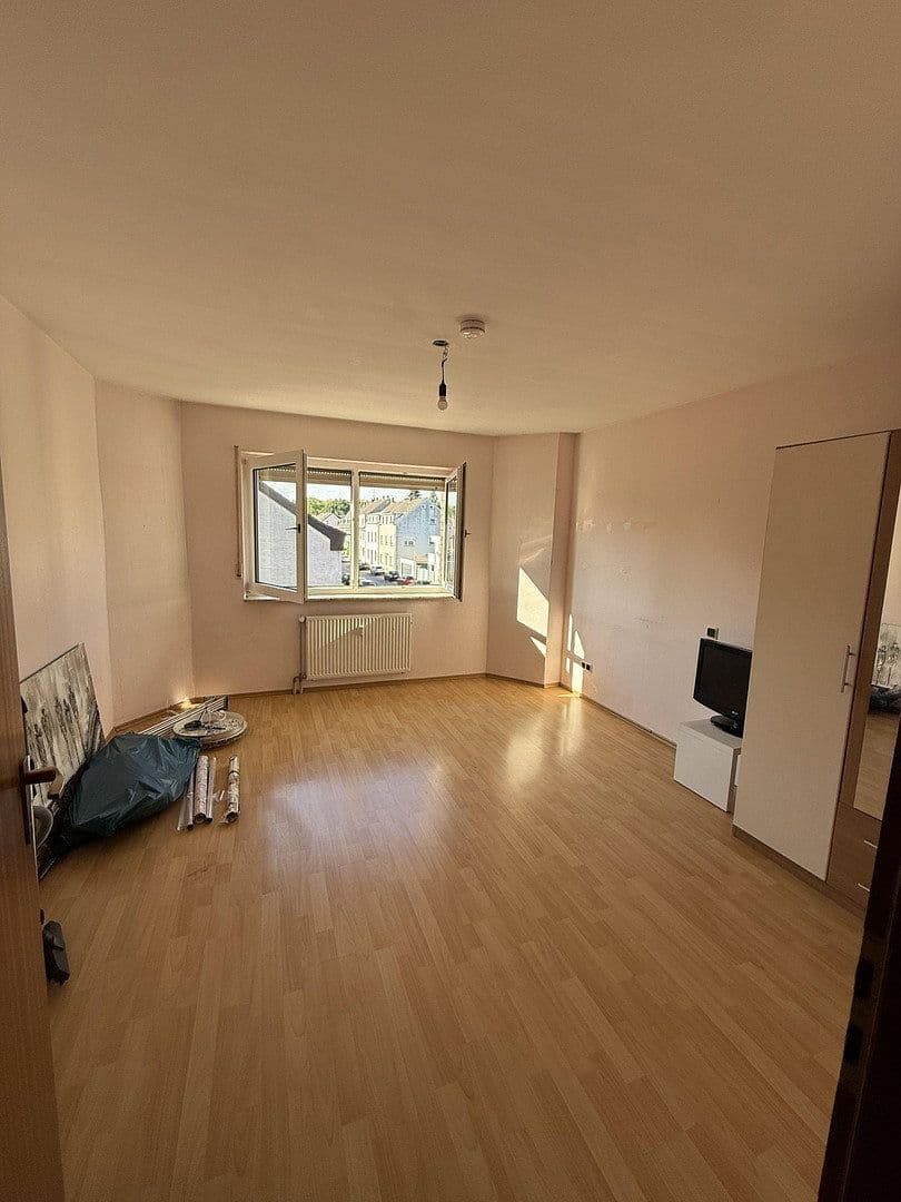 Pronájem bytu 2+1 63 m², Köln, Severní Porýní-Vestfálsko Pronájem bytu 2+1 63 m², Köln, Severní Porýní-Vestfálsko