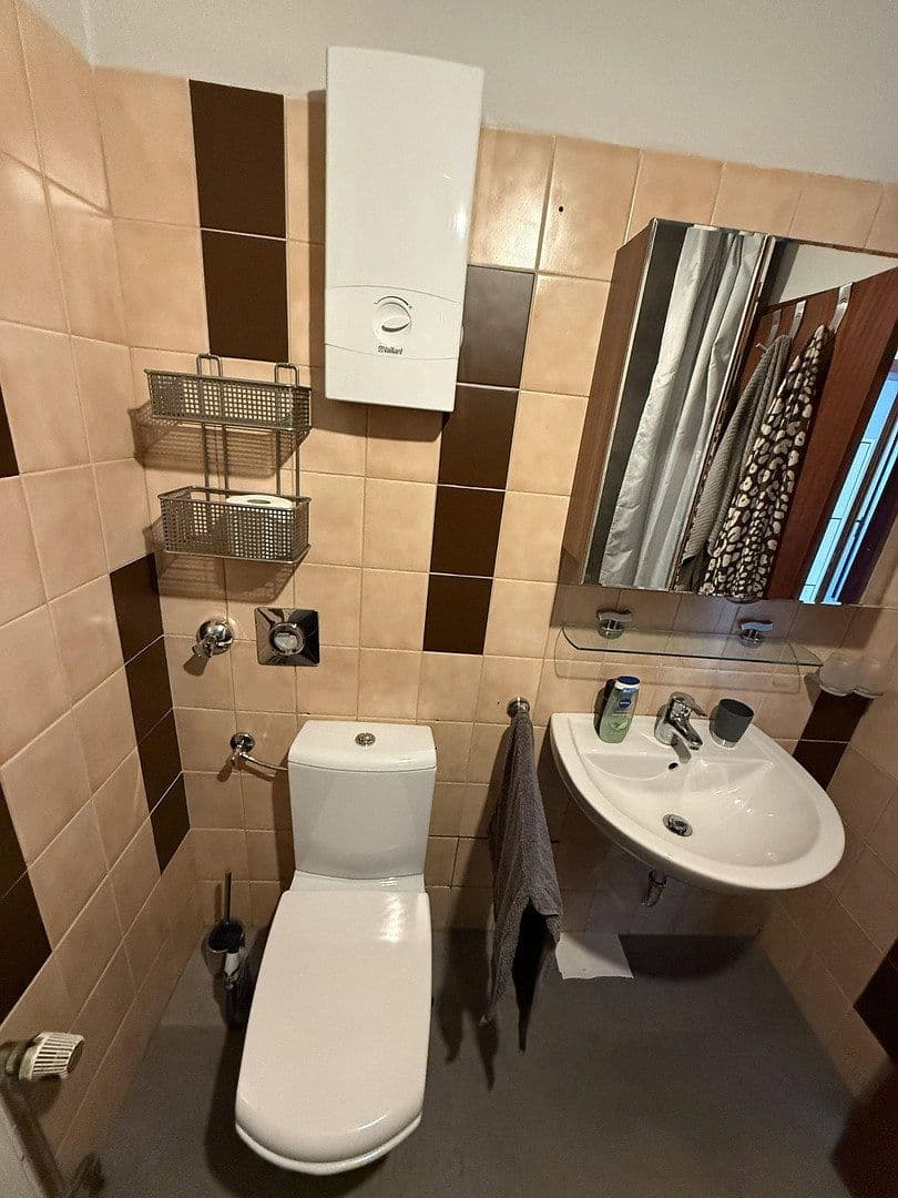 Pronájem bytu 2+1 63 m², Köln, Severní Porýní-Vestfálsko Pronájem bytu 2+1 63 m², Köln, Severní Porýní-Vestfálsko