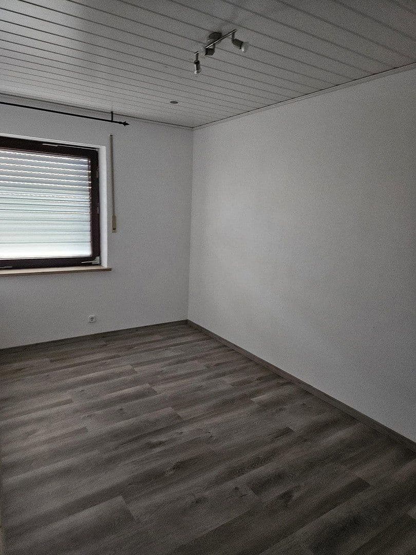Pronájem domu 120 m², pozemek 350 m², Neuburg, Bavorsko Pronájem domu 120 m², pozemek 350 m², Neuburg, Bavorsko