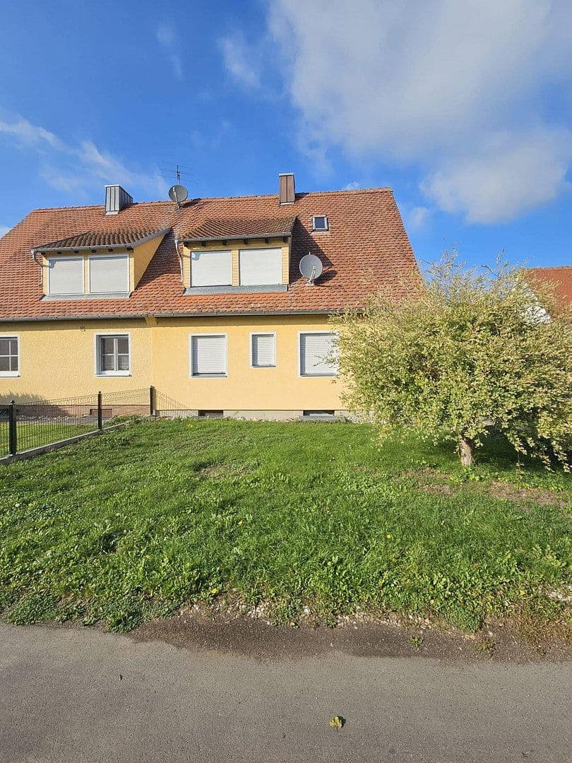 Pronájem domu 120 m², pozemek 350 m², Neuburg, Bavorsko Pronájem domu 120 m², pozemek 350 m², Neuburg, Bavorsko