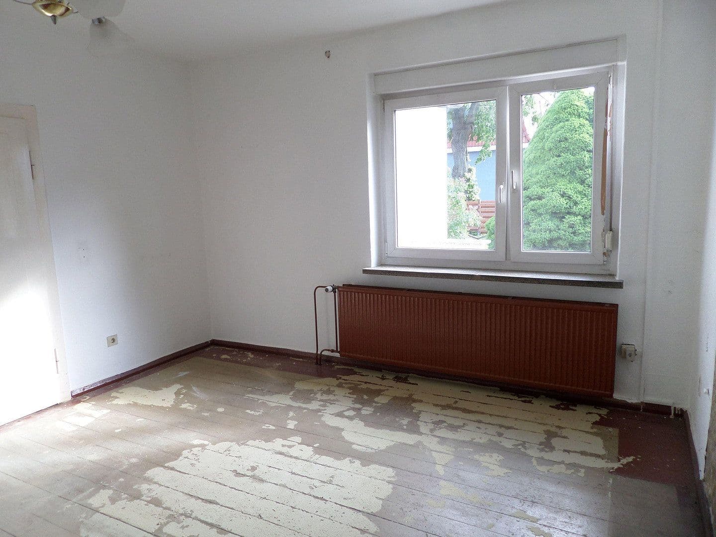 Prodej domu 97 m², pozemek 600 m², Schwarzheide, Braniborsko Prodej domu 97 m², pozemek 600 m², Schwarzheide, Braniborsko