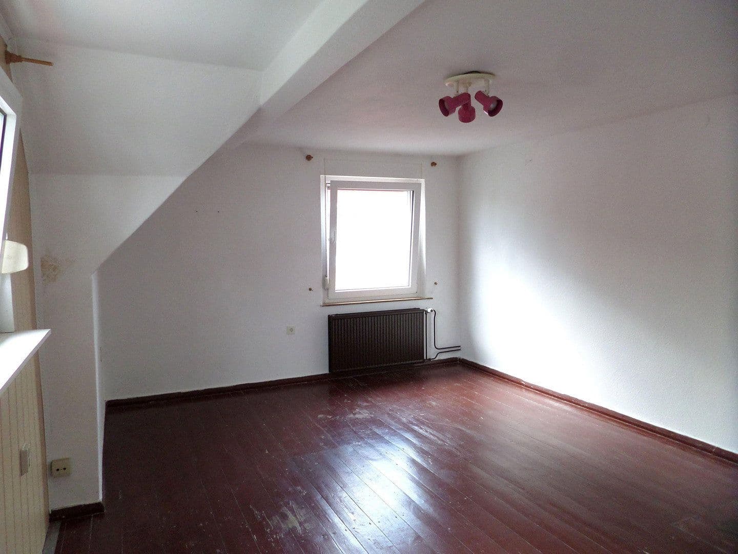 Prodej domu 97 m², pozemek 600 m², Schwarzheide, Braniborsko Prodej domu 97 m², pozemek 600 m², Schwarzheide, Braniborsko