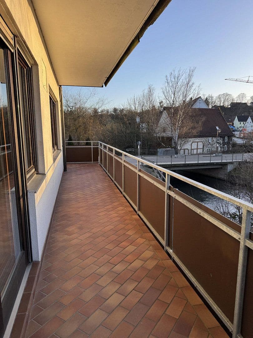 Pronájem bytu 4+1 100 m², Bahnhofstraße 1, Bingen, Bádensko-Württembersko Pronájem bytu 4+1 100 m², Bahnhofstraße 1, Bingen, Bádensko-Württembersko
