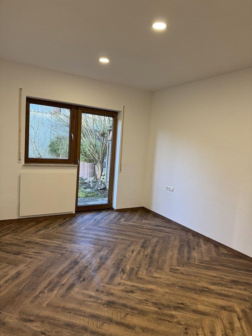 Pronájem bytu 4+1 100 m², Bahnhofstraße 1, Bingen, Bádensko-Württembersko Pronájem bytu 4+1 100 m², Bahnhofstraße 1, Bingen, Bádensko-Württembersko