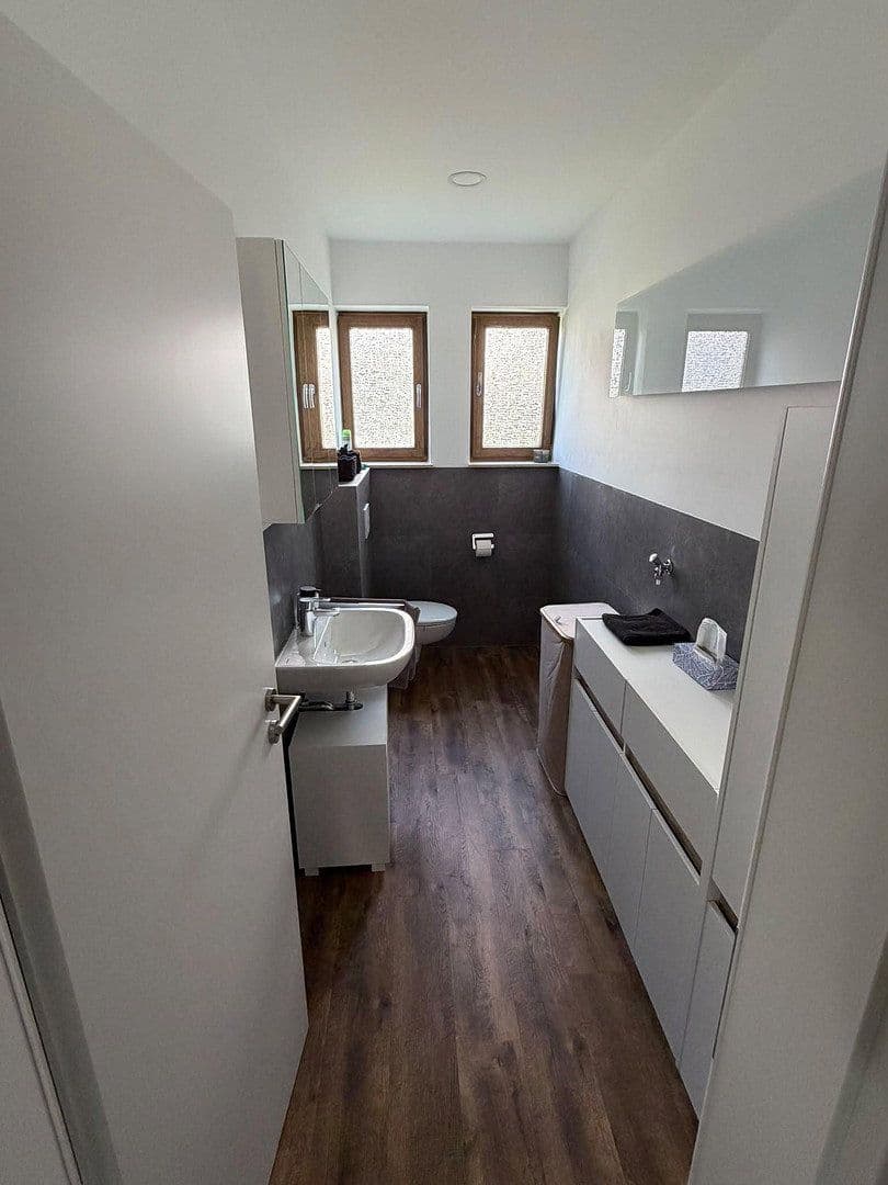 Pronájem bytu 4+1 100 m², Bahnhofstraße 1, Bingen, Bádensko-Württembersko Pronájem bytu 4+1 100 m², Bahnhofstraße 1, Bingen, Bádensko-Württembersko