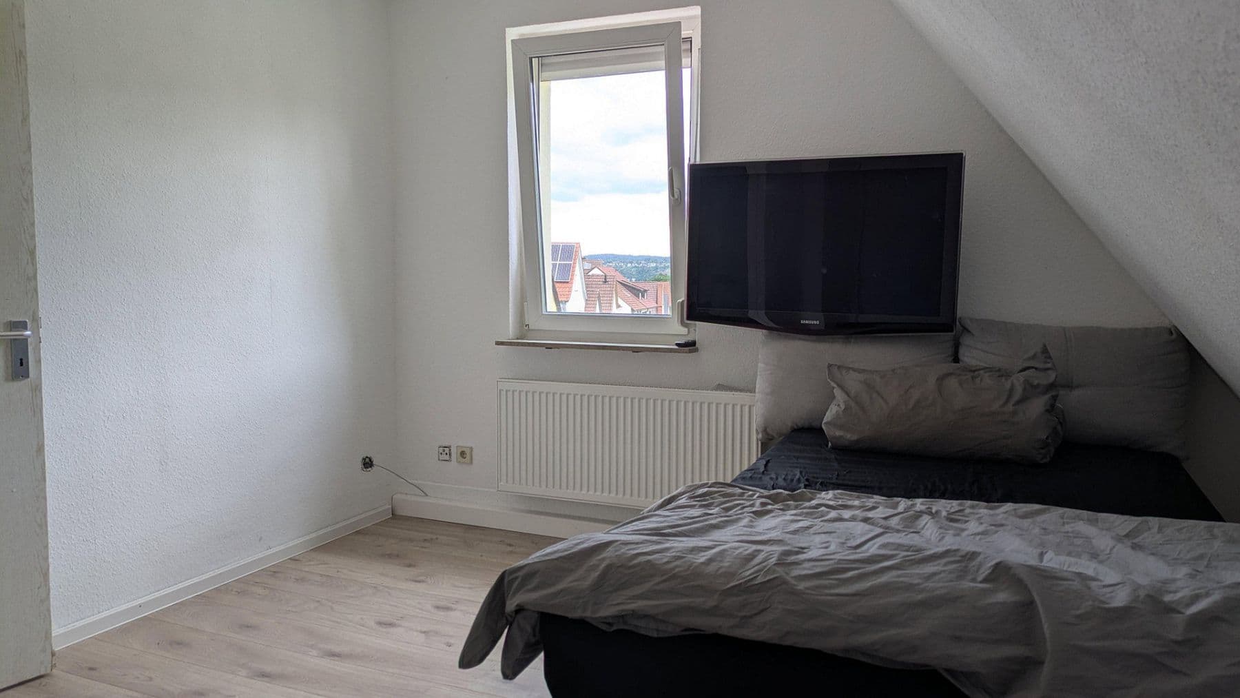 Pronájem bytu 2+1 30 m², Rohrackerstraße 317, Stuttgart, Bádensko-Württembersko Pronájem bytu 2+1 30 m², Rohrackerstraße 317, Stuttgart, Bádensko-Württembersko