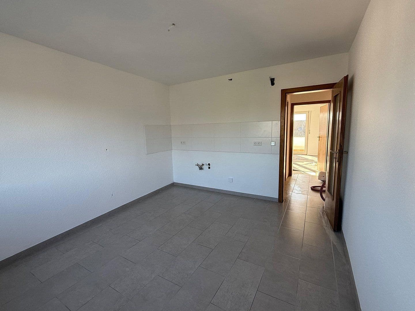 Pronájem bytu 3+1 77 m², Meßdorfer Straße 306, Bonn, Severní Porýní-Vestfálsko Pronájem bytu 3+1 77 m², Meßdorfer Straße 306, Bonn, Severní Porýní-Vestfálsko