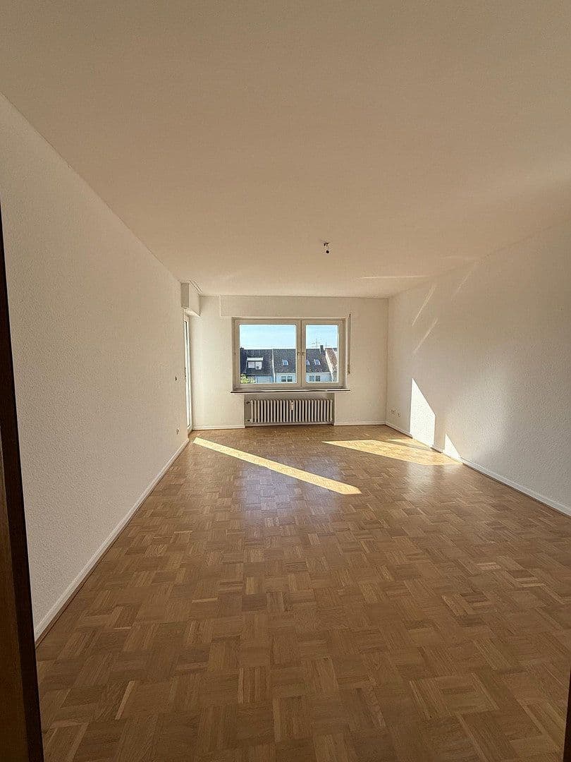 Pronájem bytu 3+1 77 m², Meßdorfer Straße 306, Bonn, Severní Porýní-Vestfálsko Pronájem bytu 3+1 77 m², Meßdorfer Straße 306, Bonn, Severní Porýní-Vestfálsko