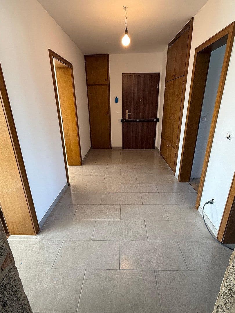 Pronájem bytu 3+1 77 m², Meßdorfer Straße 306, Bonn, Severní Porýní-Vestfálsko Pronájem bytu 3+1 77 m², Meßdorfer Straße 306, Bonn, Severní Porýní-Vestfálsko
