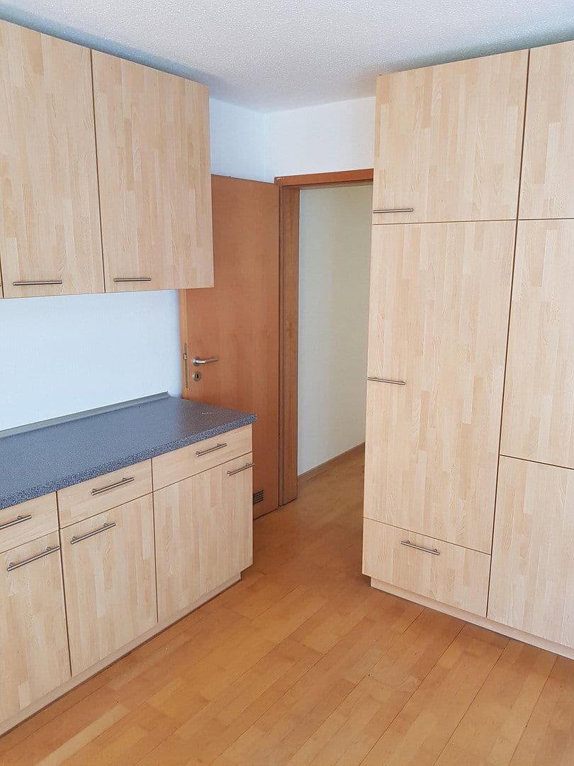 Pronájem bytu 3+1 78 m², Calden, Hessen Pronájem bytu 3+1 78 m², Calden, Hessen