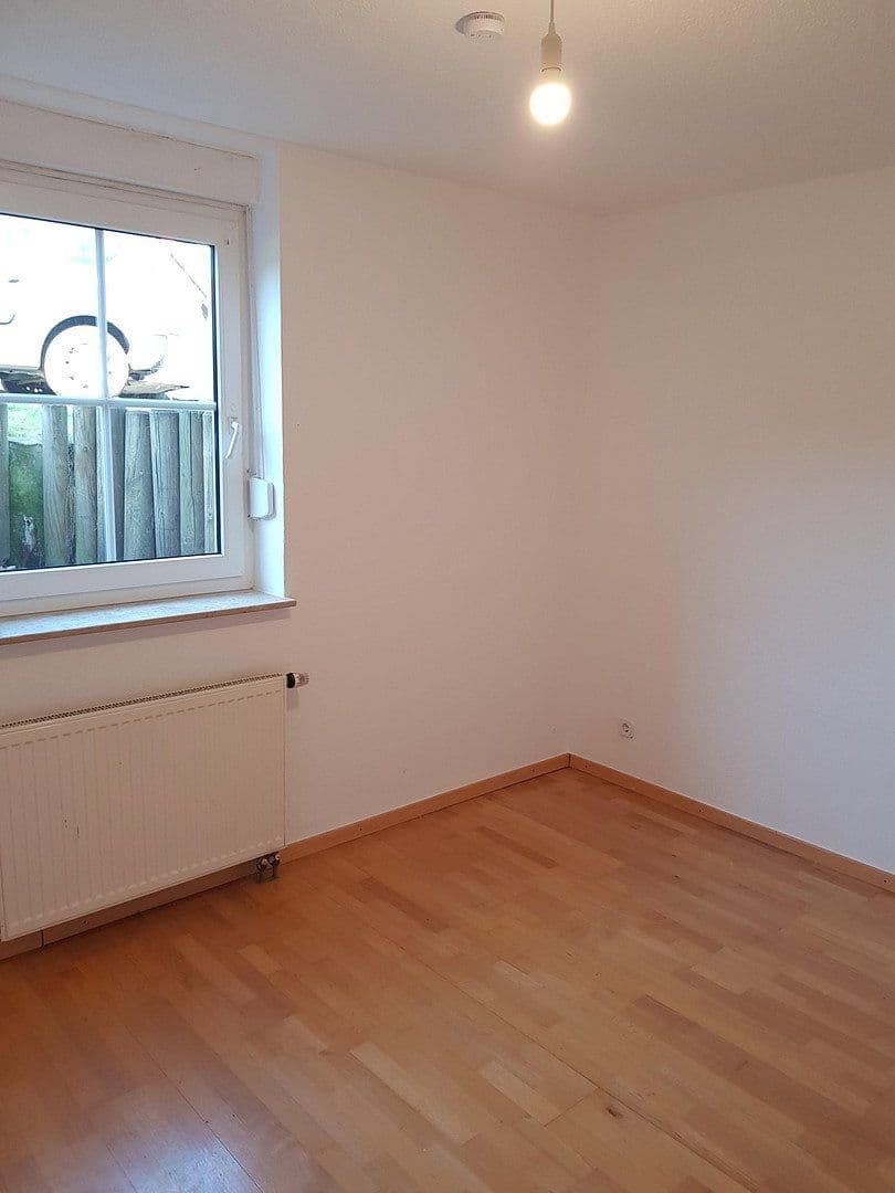 Pronájem bytu 3+1 78 m², Calden, Hessen Pronájem bytu 3+1 78 m², Calden, Hessen