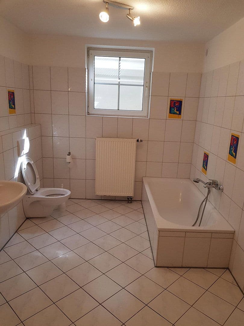 Pronájem bytu 3+1 78 m², Calden, Hessen Pronájem bytu 3+1 78 m², Calden, Hessen