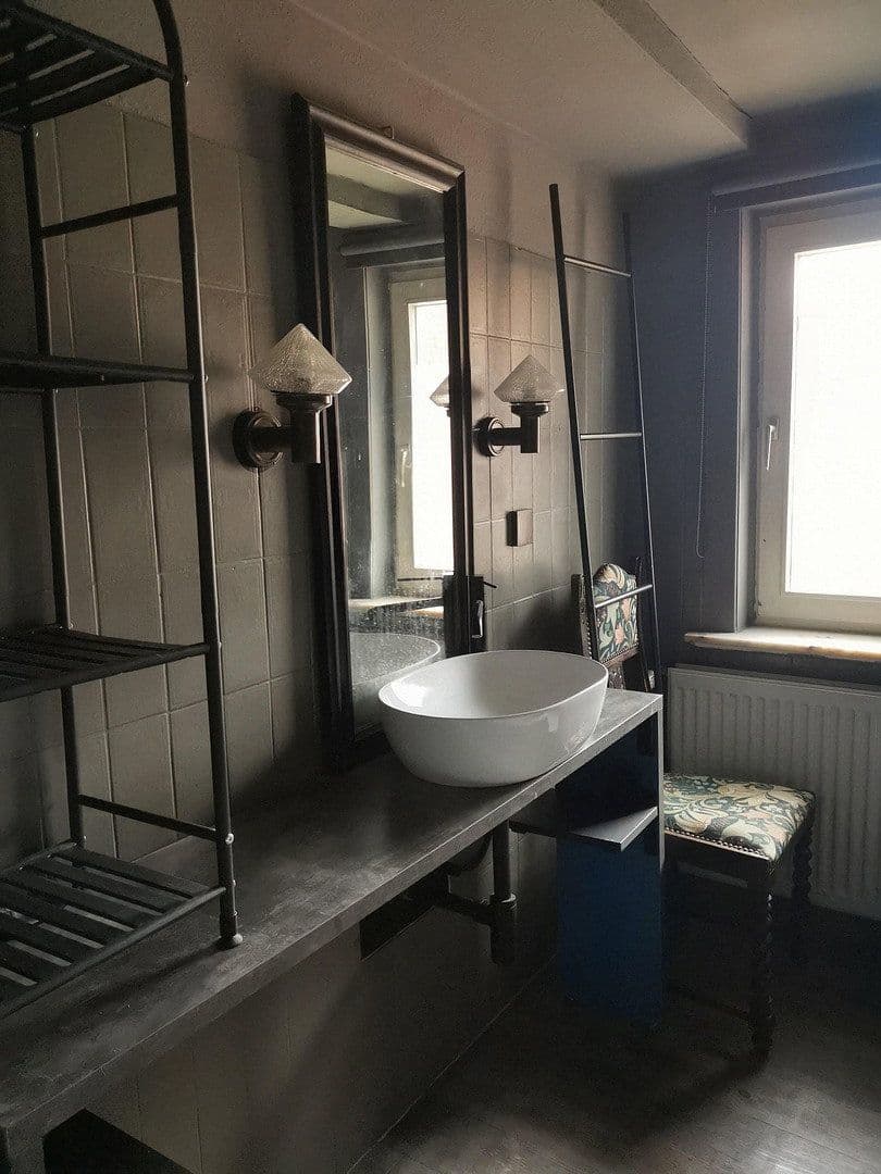 Prodej domu 120 m², pozemek 100 m², Bad Gandersheim, Dolní Sasko Prodej domu 120 m², pozemek 100 m², Bad Gandersheim, Dolní Sasko