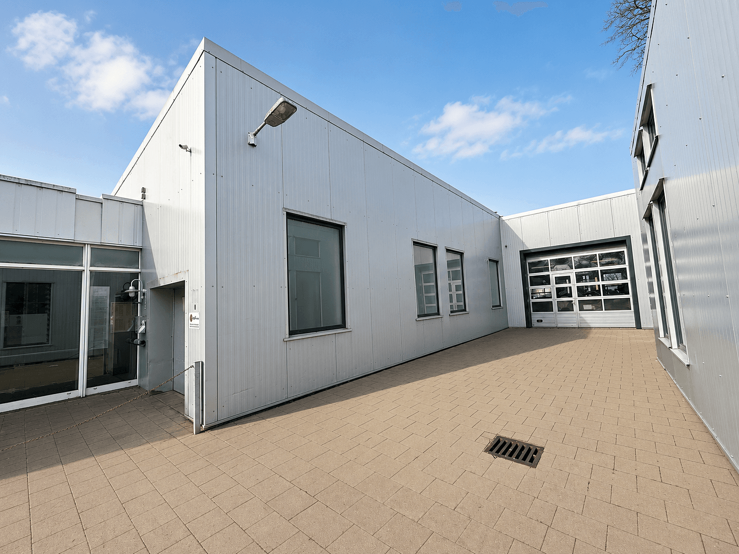 Pronájem nebytového prostoru 1.400 m², Osterweder Straße 5, Worpswede, Dolní Sasko Pronájem nebytového prostoru 1.400 m², Osterweder Straße 5, Worpswede, Dolní Sasko
