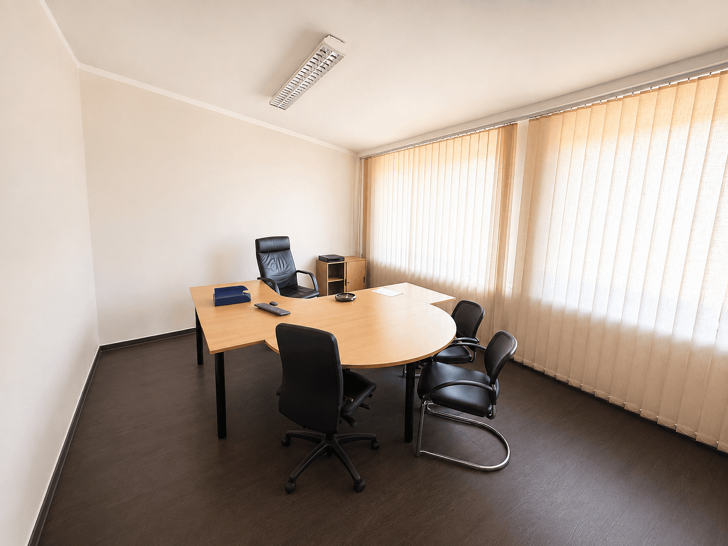 Pronájem nebytového prostoru 1.400 m², Osterweder Straße 5, Worpswede, Dolní Sasko Pronájem nebytového prostoru 1.400 m², Osterweder Straße 5, Worpswede, Dolní Sasko