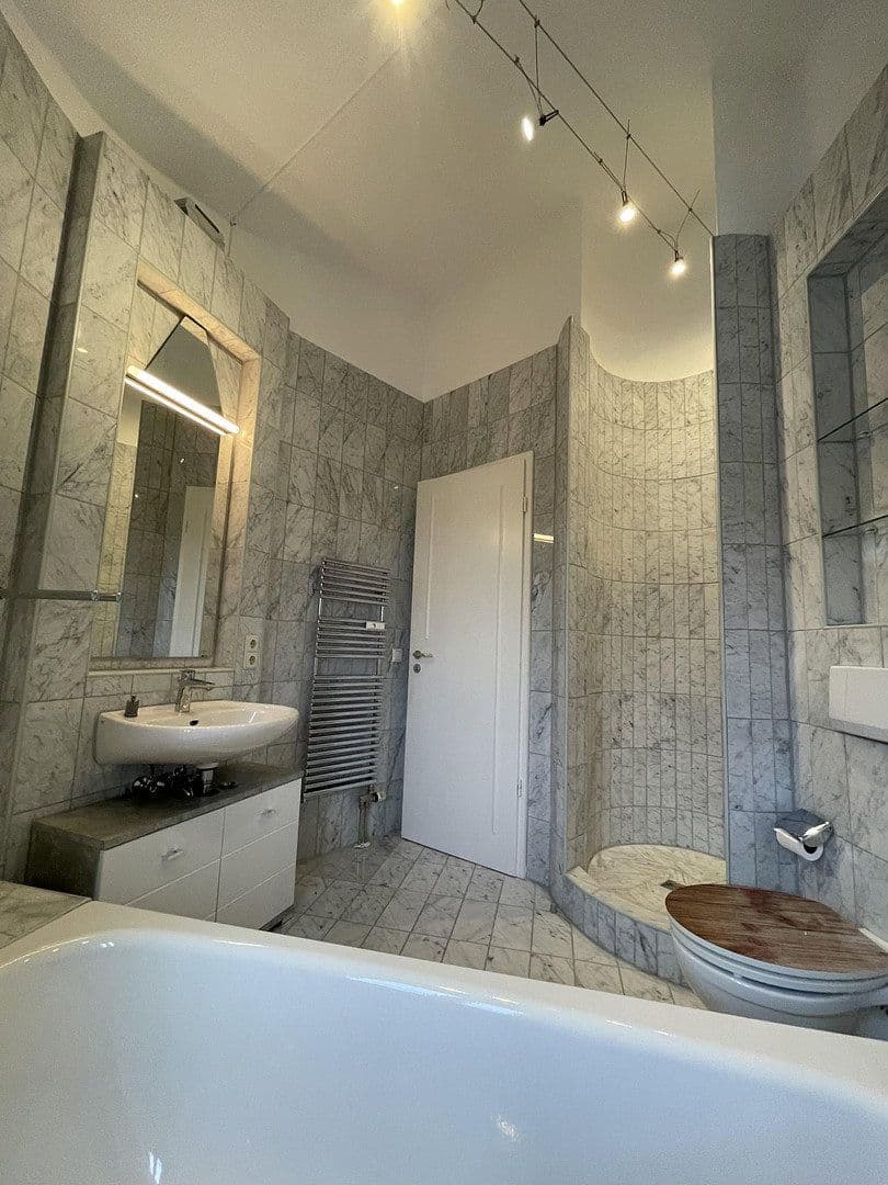 Pronájem bytu 2+1 50 m², Richard-Strauss-Str. 51, Ingolstadt, Bavorsko Pronájem bytu 2+1 50 m², Richard-Strauss-Str. 51, Ingolstadt, Bavorsko