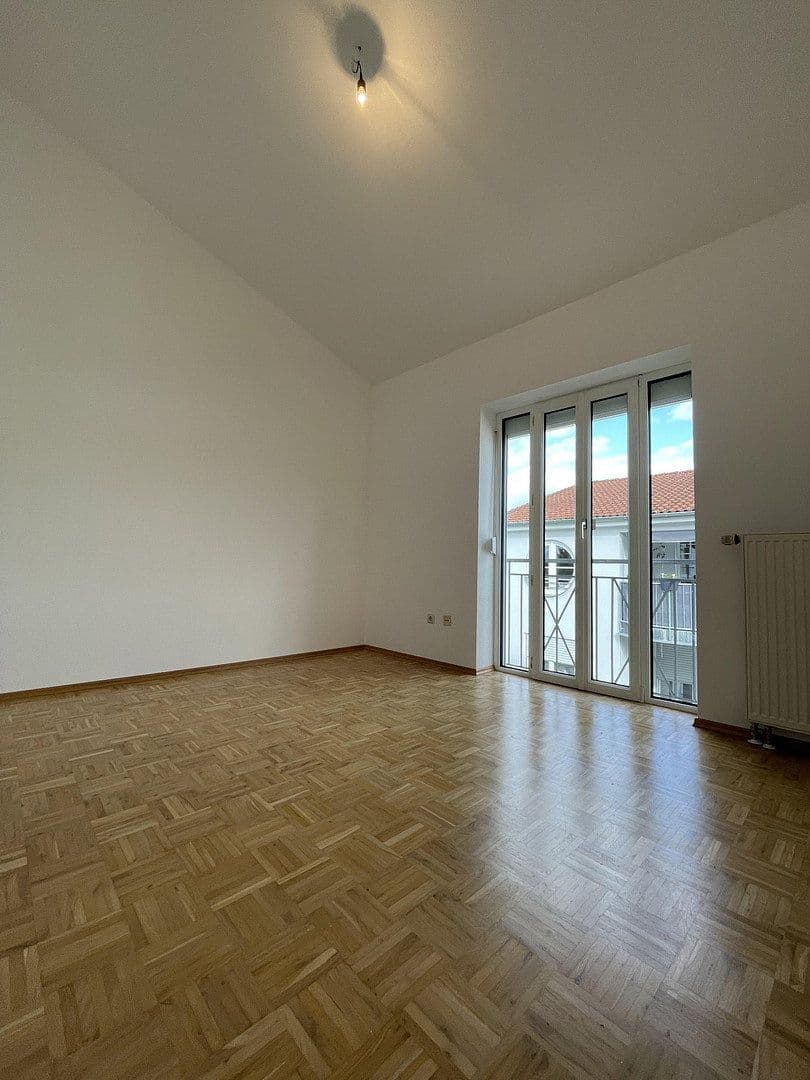 Pronájem bytu 2+1 50 m², Richard-Strauss-Str. 51, Ingolstadt, Bavorsko Pronájem bytu 2+1 50 m², Richard-Strauss-Str. 51, Ingolstadt, Bavorsko