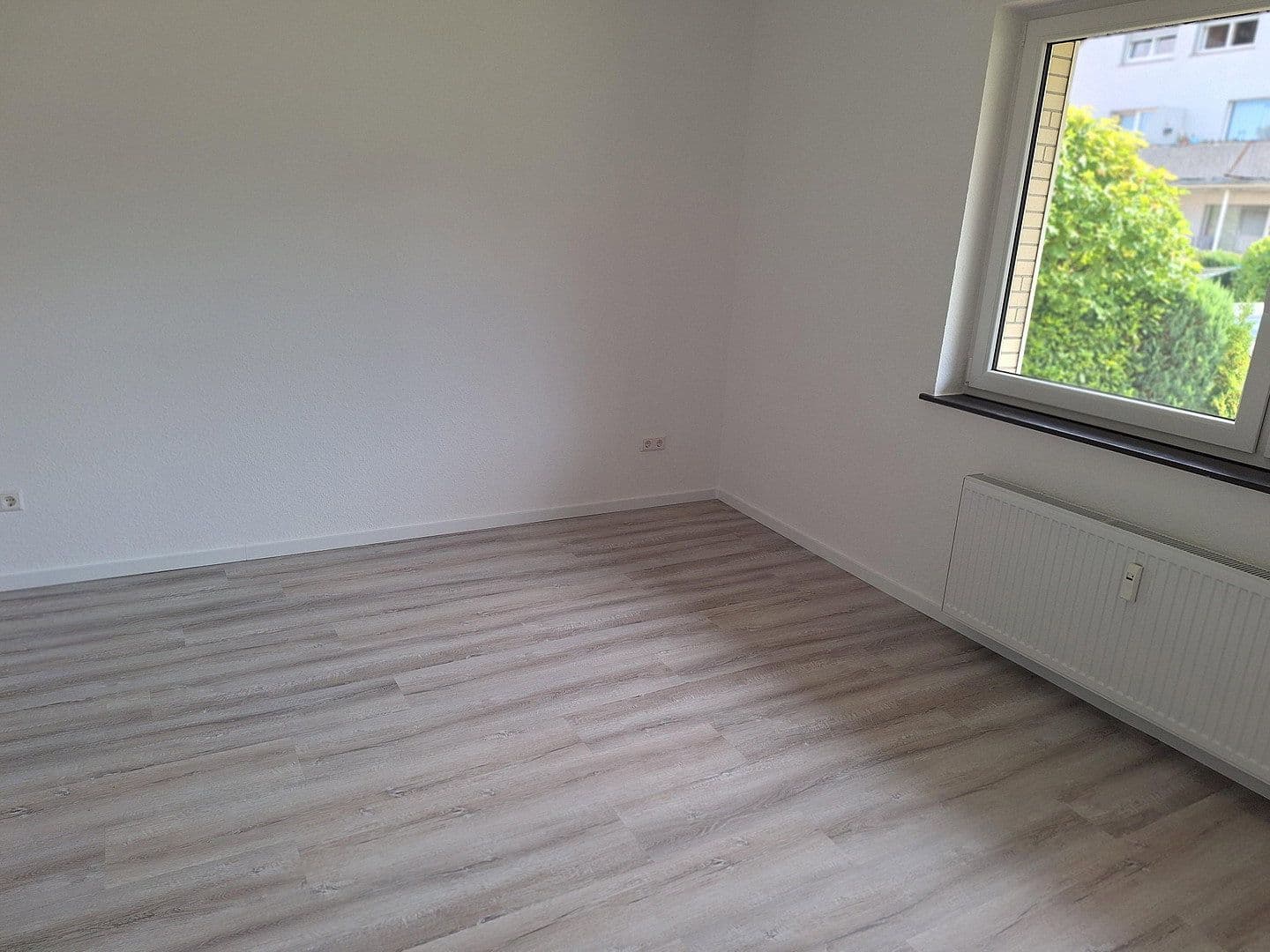 Pronájem bytu 3+1 100 m², Bad Nenndorf, Dolní Sasko Pronájem bytu 3+1 100 m², Bad Nenndorf, Dolní Sasko