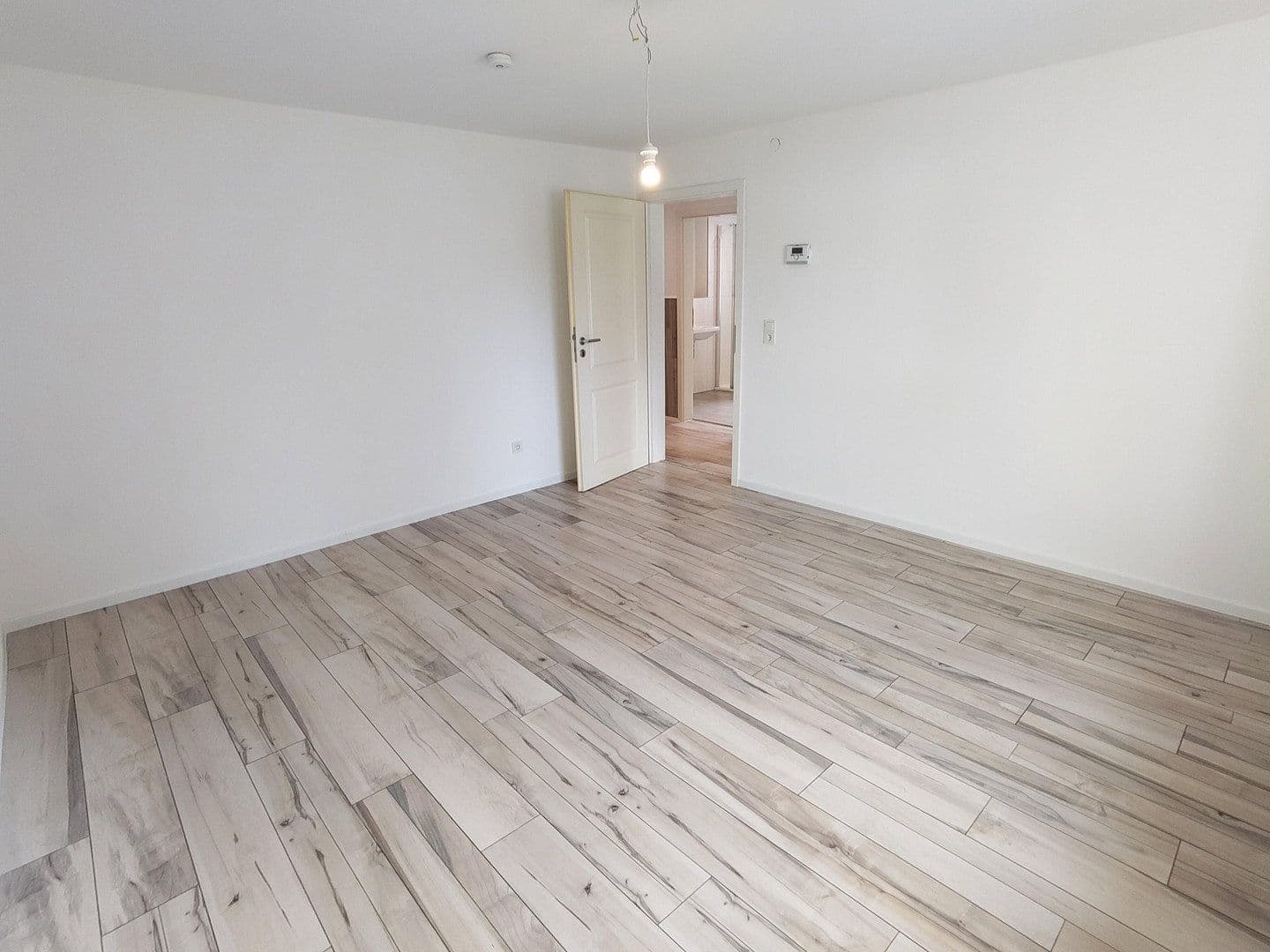 Pronájem bytu 2+1 57 m², Hochstraße 10, Contwig, Porýní-Falc Pronájem bytu 2+1 57 m², Hochstraße 10, Contwig, Porýní-Falc