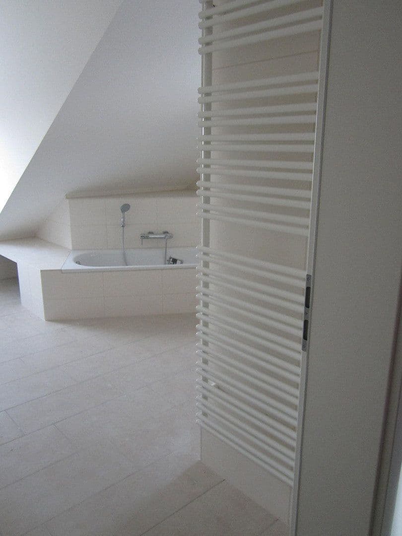 Prodej bytu 4+1 135 m², Albert-Einstein-Allee 26, Limburgerhof, Porýní-Falc Prodej bytu 4+1 135 m², Albert-Einstein-Allee 26, Limburgerhof, Porýní-Falc