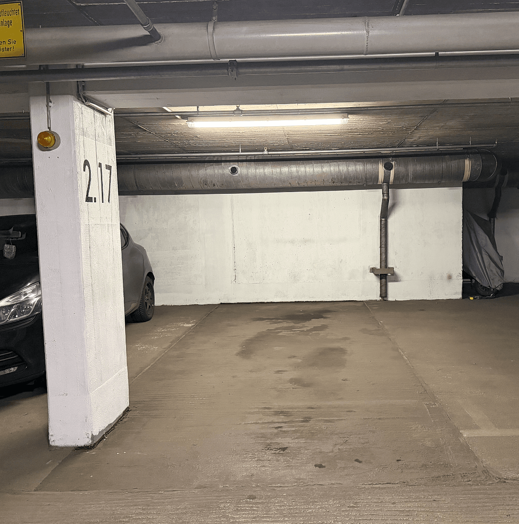 Prodej bytu 1+1 35 m², Prinzregentenstr. 15, Berlin, Berlín Prodej bytu 1+1 35 m², Prinzregentenstr. 15, Berlin, Berlín