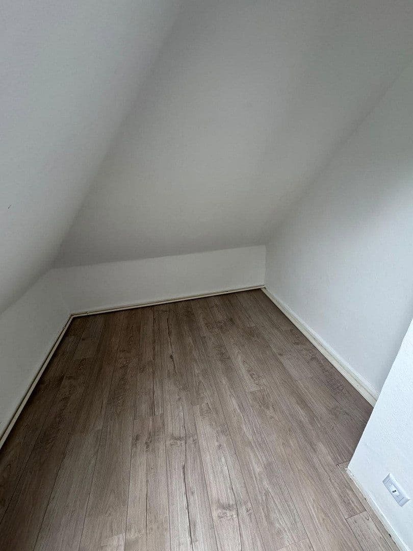 Pronájem bytu 4+1 55 m², Langeliethstraße 3, Goslar, Dolní Sasko Pronájem bytu 4+1 55 m², Langeliethstraße 3, Goslar, Dolní Sasko