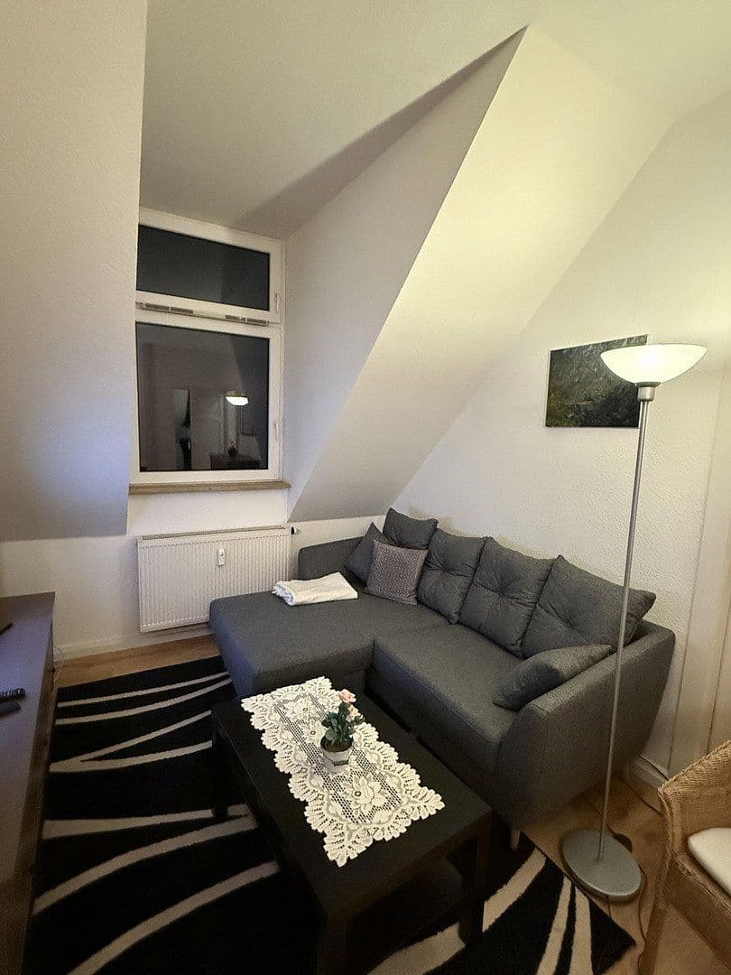 Pronájem bytu 2+1 43 m², Klappergasse 11, Frankfurt am Main, Hessen Pronájem bytu 2+1 43 m², Klappergasse 11, Frankfurt am Main, Hessen