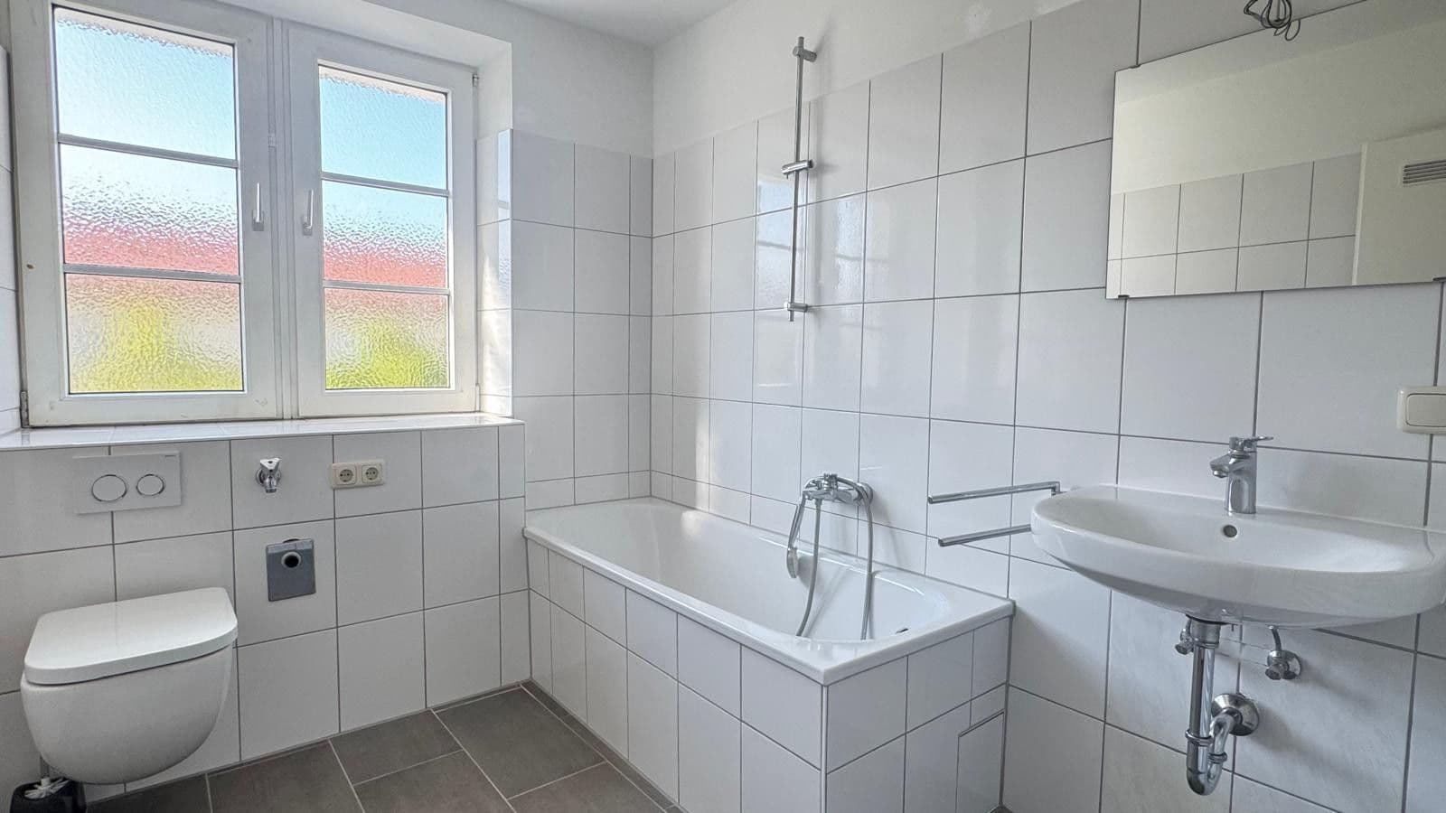 Pronájem bytu 2+1 63 m², Naupliastraße 25, München, Bavorsko Pronájem bytu 2+1 63 m², Naupliastraße 25, München, Bavorsko