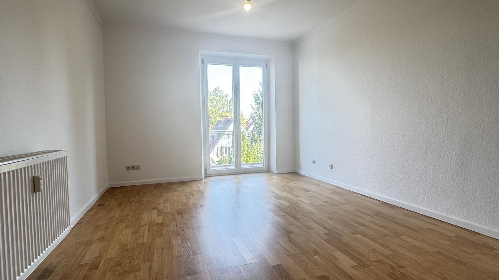 Pronájem bytu 2+1 63 m², Naupliastraße 25, München, Bavorsko Pronájem bytu 2+1 63 m², Naupliastraße 25, München, Bavorsko