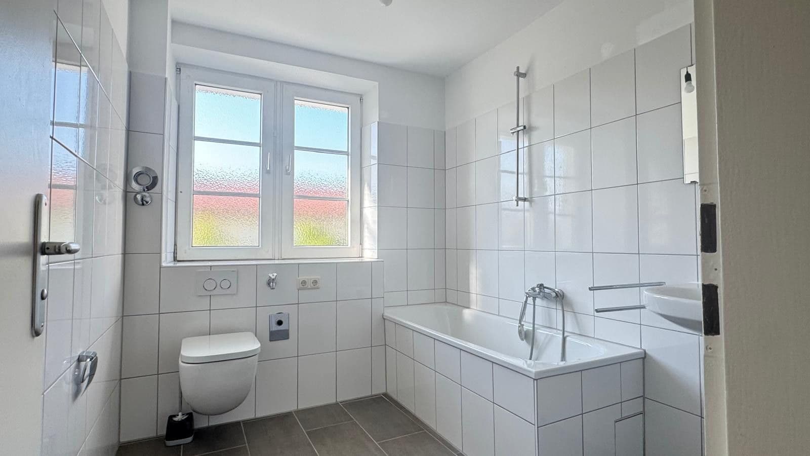 Pronájem bytu 2+1 63 m², Naupliastraße 25, München, Bavorsko Pronájem bytu 2+1 63 m², Naupliastraße 25, München, Bavorsko
