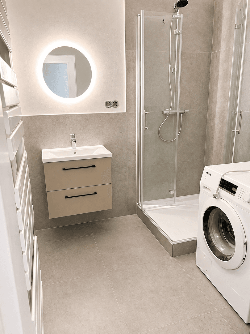 Pronájem bytu 2+1 60 m², Bremen, Bremen Pronájem bytu 2+1 60 m², Bremen, Bremen